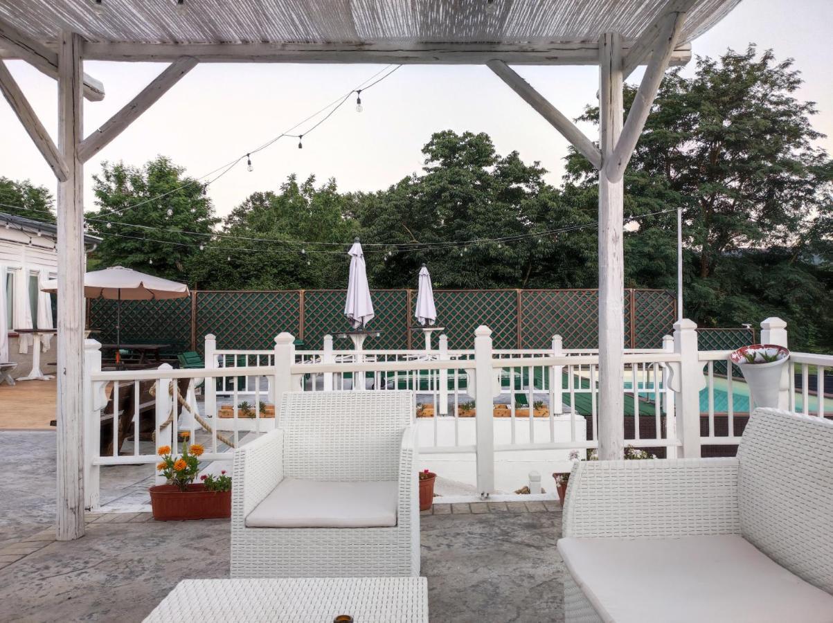 Bed & Breakfast Borgo Lamurese 2*