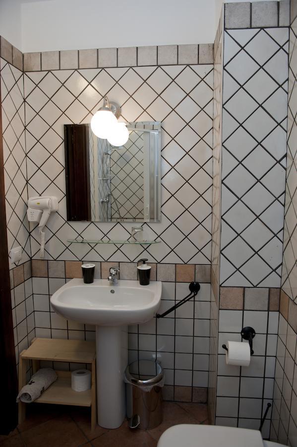 Bed & Breakfast Borgo Lamurese 2*