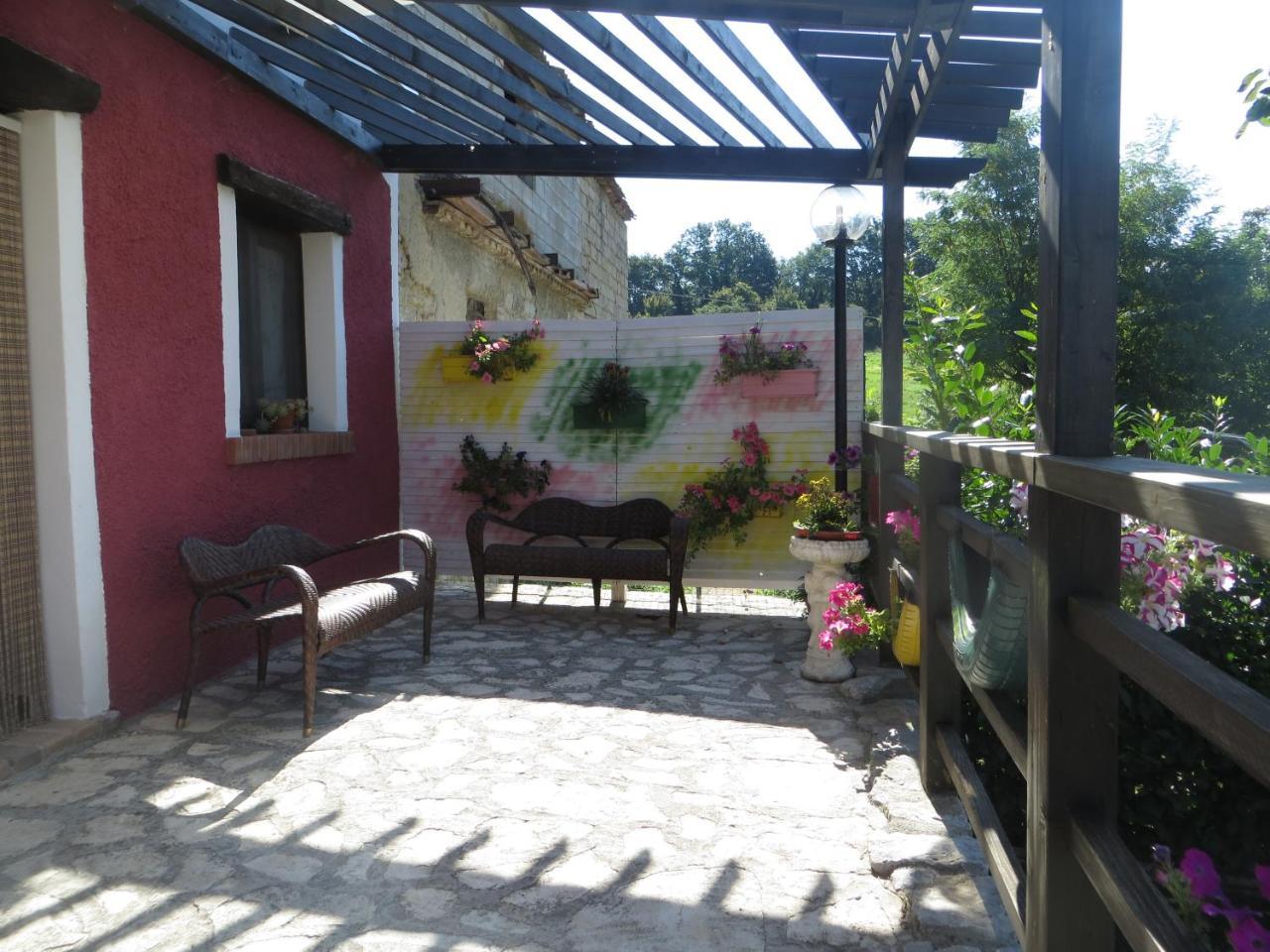 Bed & Breakfast Borgo Lamurese 2*